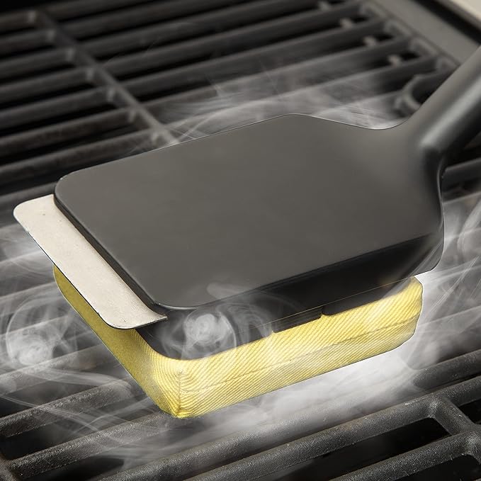 Grill Renew Steam Cleaner Brush (CCB-1000) , Safe and Effective Barbecue Cleaning Brush, Replaceable Head, Aramid Fiber Fabric